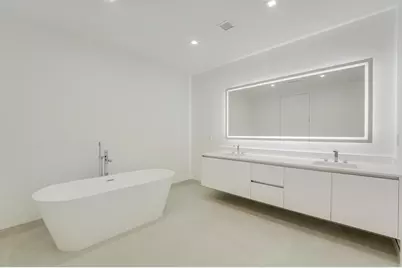 220 Lake Shore Drive #704, Lake Park, FL 33403 - Photo 5