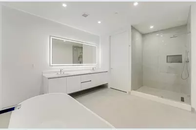 220 Lake Shore Drive #704, Lake Park, FL 33403 - Photo 15