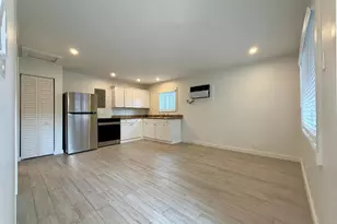 1215 NE 17th Ave, Fort Lauderdale, FL 33304 - Photo 5