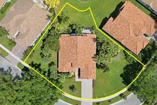 6839 Fiji Cir, Boynton Beach, FL 33437 - Photo 3