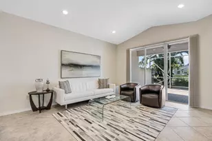 8202 Bellafiore Way, Boynton Beach, FL 33472 - Photo 9