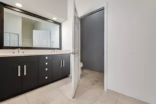 8202 Bellafiore Way, Boynton Beach, FL 33472 - Photo 27