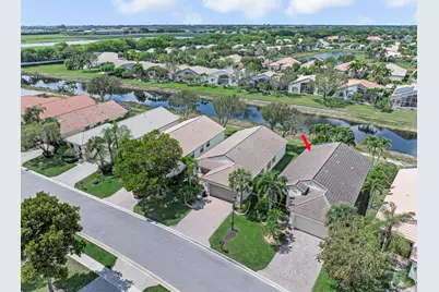 8202 Bellafiore Way, Boynton Beach, FL 33472 - Photo 47