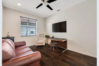 8202 Bellafiore Way, Boynton Beach, FL 33472 - Photo 19