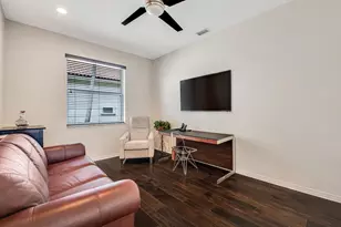 8202 Bellafiore Way, Boynton Beach, FL 33472 - Photo 19