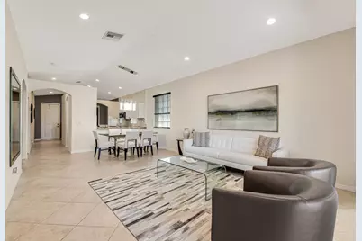 8202 Bellafiore Way, Boynton Beach, FL 33472 - Photo 11