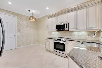 100 W Prive Circle, Delray Beach, FL 33445 - Photo 15