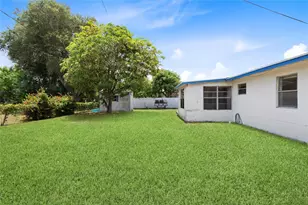 3460 NW 5th Ct, Lauderhill, FL 33311 - Photo 5