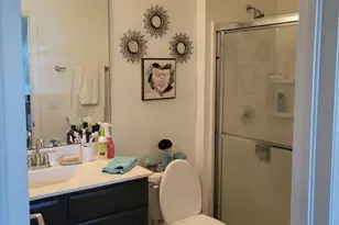 1021 NW 40th Ter, Lauderhill, FL 33313 - Photo 5