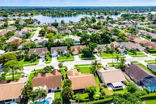 13053 Meadowbreeze Dr, Wellington, FL 33414 - Photo 51