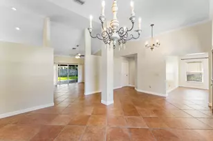 13053 Meadowbreeze Dr, Wellington, FL 33414 - Photo 19
