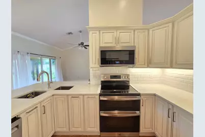 13053 Meadowbreeze Drive, Wellington, FL 33414 - Photo 15
