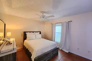 13053 Meadowbreeze Dr, Wellington, FL 33414 - Photo 37