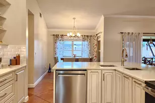 13053 Meadowbreeze Dr, Wellington, FL 33414 - Photo 13