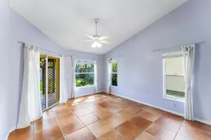 13053 Meadowbreeze Dr, Wellington, FL 33414 - Photo 31