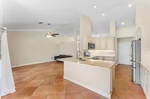 13053 Meadowbreeze Dr, Wellington, FL 33414 - Photo 25