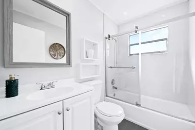 4 Seville Terrace #4, Delray Beach, FL 33446 - Photo 13