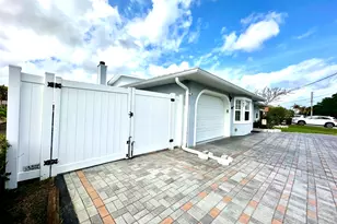 141 NE Sagamore Terrace, Port Saint Lucie, FL 34983 - Photo 5