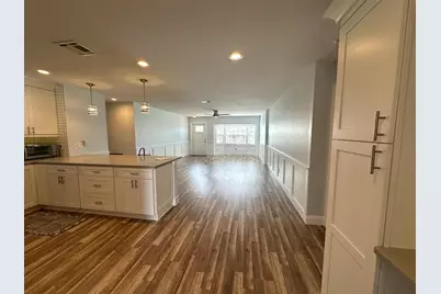 141 NE Sagamore Terrace, Port Saint Lucie, FL 34983 - Photo 11