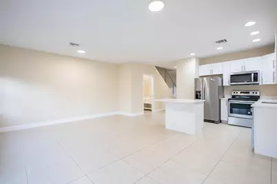 12437 Westhampton Circle, Wellington, FL 33414 - Photo 5