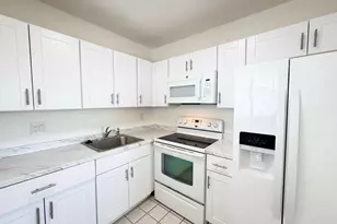 3402 Cynthia Ln, Lake Worth, FL 33461 - Photo 3