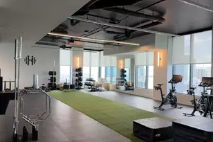 121 NE 5th St, Miami, FL 33132 - Photo 15