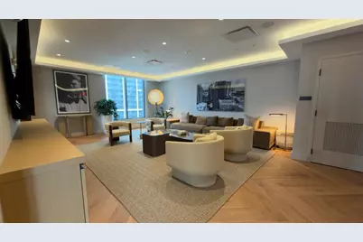 121 NE 5th Street #2406, Miami, FL 33132 - Photo 19