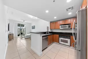 610 Clematis St, West Palm Beach, FL 33401 - Photo 3