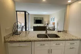 450 Egret Cir, Delray Beach, FL 33444 - Photo 3