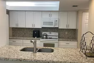 450 Egret Cir, Delray Beach, FL 33444 - Photo 1