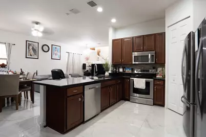 3573 SW 92nd Avenue, Miramar, FL 33025 - Photo 9