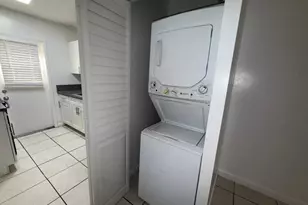 1329 NE 17th Ave, Fort Lauderdale, FL 33304 - Photo 7