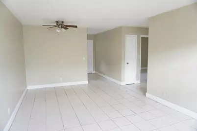 1601 W 37th Street #6, Riviera Beach, FL 33404 - Photo 5