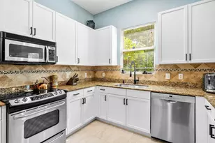 1875 Highland Grove Dr, Delray Beach, FL 33445 - Photo 9