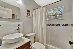 227 NE 12th St, Delray Beach, FL 33444 - Photo 7