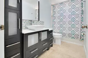 1948 NW 130th Ave, Pembroke Pines, FL 33028 - Photo 17