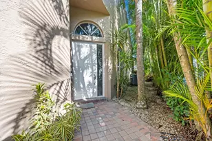 4657 Carlton Golf Dr, Lake Worth, FL 33449 - Photo 3