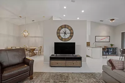 4657 Carlton Golf Drive, Lake Worth, FL 33449 - Photo 7