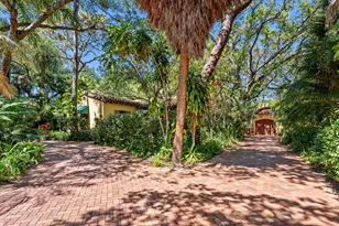 825 Alamanda St, Boca Raton, FL 33486 - Photo 41