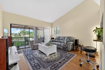 4 VÃ­a De Casas Sur #202, Boynton Beach, FL 33426 - Photo 5