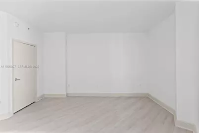 1900 N Bayshore Drive #1810, Miami, FL 33132 - Photo 13