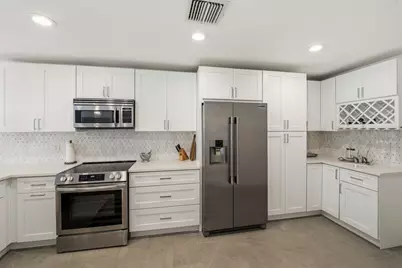 819 Windermere Way, Palm Beach Gardens, FL 33418 - Photo 7