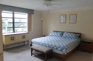 1100 Colony Point Circle Circle, Pembroke Pines, FL 33026 - Photo 9