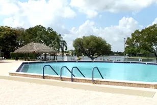 1100 Colony Point Circle Circle, Pembroke Pines, FL 33026 - Photo 27