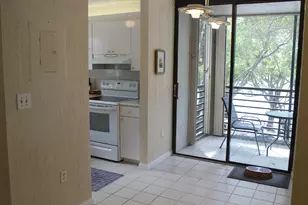 1100 Colony Point Circle Circle, Pembroke Pines, FL 33026 - Photo 7