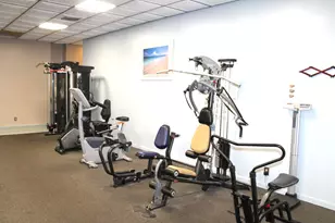 1100 Colony Point Circle Circle, Pembroke Pines, FL 33026 - Photo 15