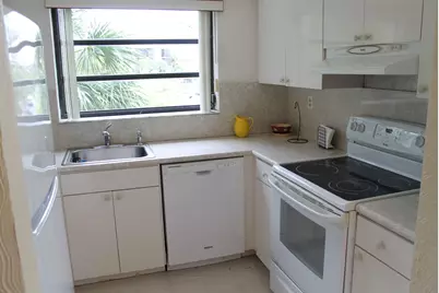 1100 Colony Point Circle Circle #314, Pembroke Pines, FL 33026 - Photo 5