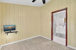 1527 Mayo St, Hollywood, FL 33020 - Photo 9