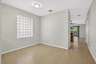 135 Atwell Dr, West Palm Beach, FL 33411 - Photo 11