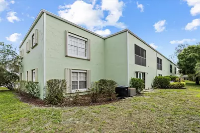 2074 SE Wild Meadow Circle, Port Saint Lucie, FL 34952 - Photo 19